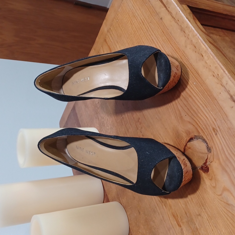 Ladies wedge shoes